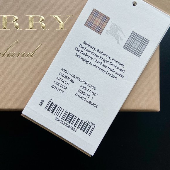 Burberry Men's Zip London Check Long Wallet - Picture 11 of 11